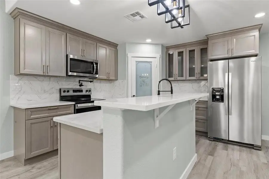 Furnished interior view inside a new home in , Waco (Image 3).
