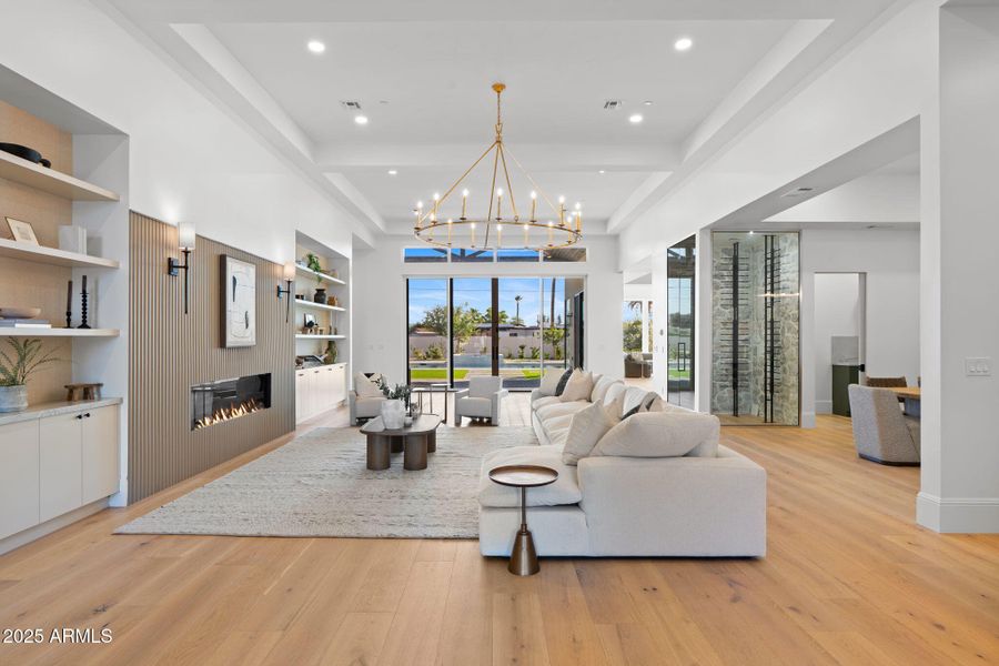 3-web-or-mls-10809-n-82nd-pl 3-web-or-mls-10809-n-82nd-pl