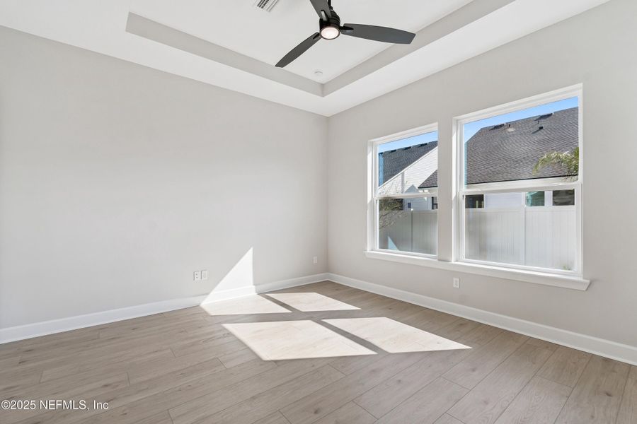 Spacious, unfurnished interior of a new home in Crosswinds 40’, Ponte Vedra (Image 24).