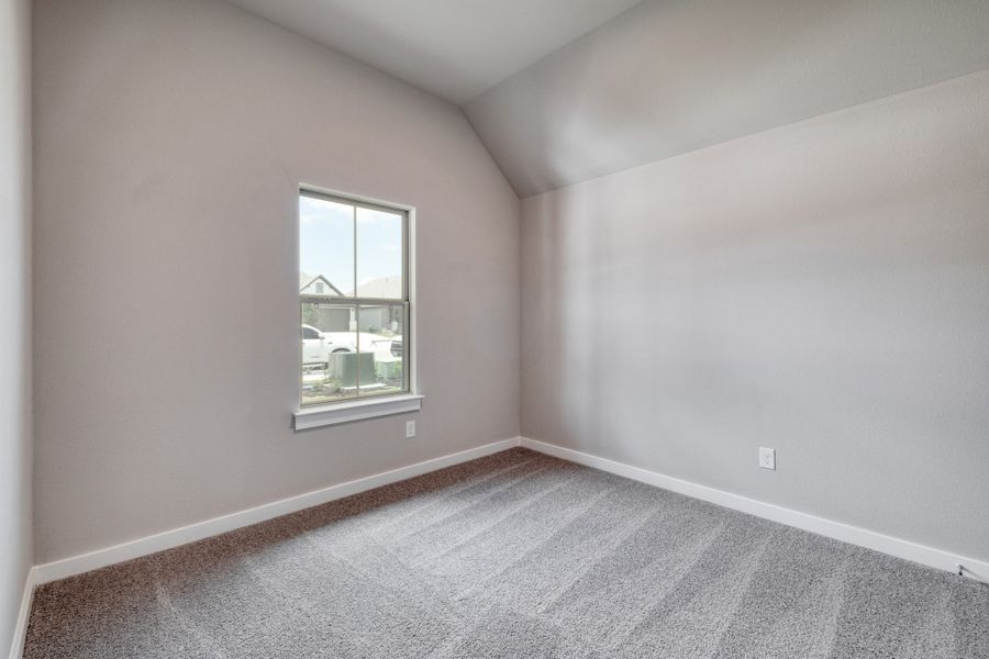 Spacious, unfurnished interior of a new home in Prairie Winds, Hutto (Image 24).