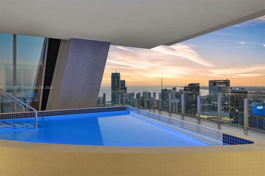 Condo located in Miami, FL showcasing its design and architecture (Image 37). Condo located in Miami, FL showcasing its design and architecture (Image 37).