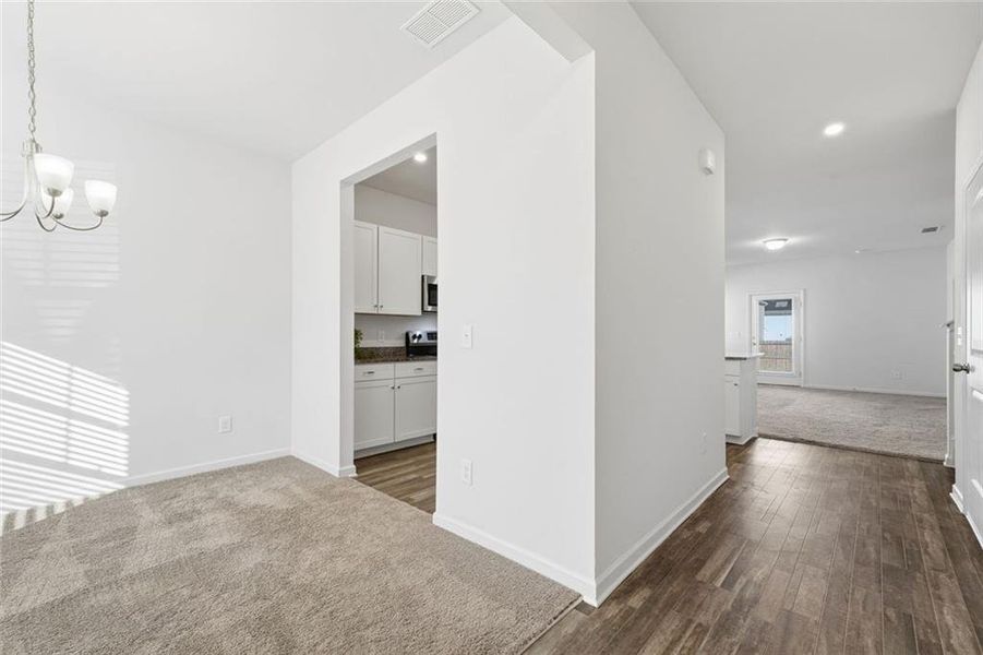 Spacious, unfurnished interior of a new home in , Calhoun (Image 27).