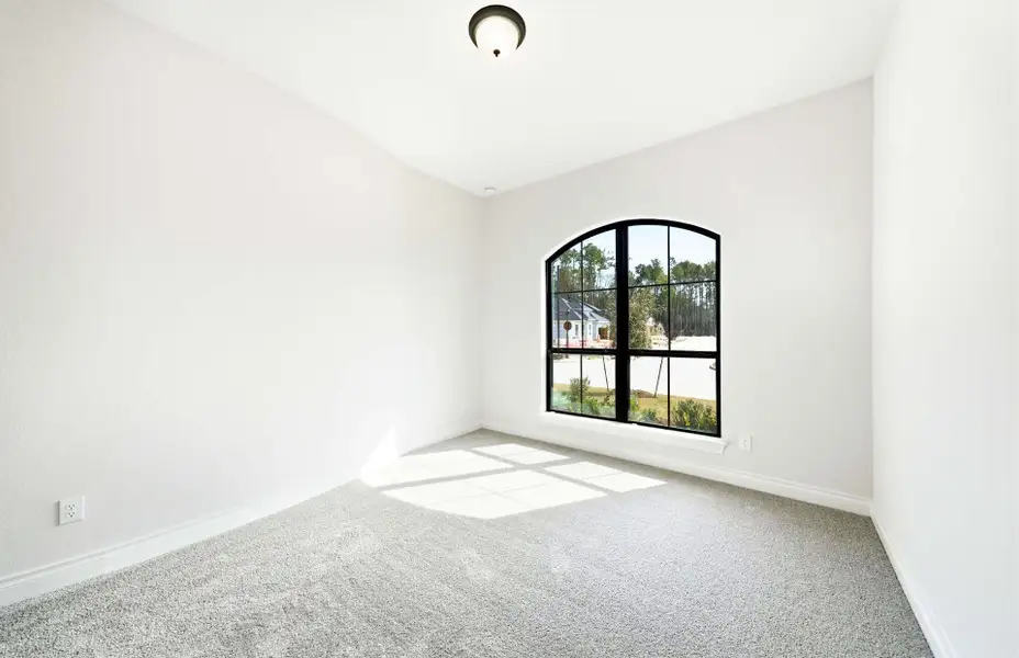 Spacious, unfurnished interior of a new home in The Highlands 55′, Porter (Image 44).