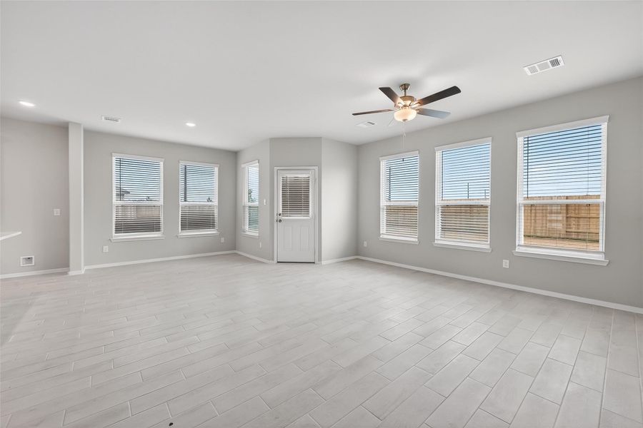 Spacious, unfurnished interior of a new home in Grand Magnolia, Magnolia (Image 33). Spacious, unfurnished interior of a new home in Grand Magnolia, Magnolia (Image 33).