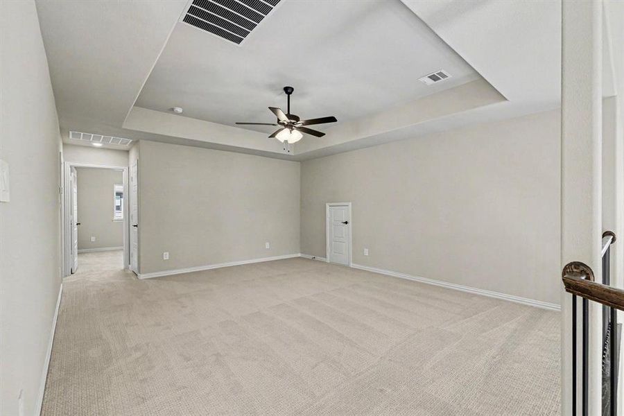 Spacious, unfurnished interior of a new home in Malabar Hill, Prosper (Image 26). Spacious, unfurnished interior of a new home in Malabar Hill, Prosper (Image 26).