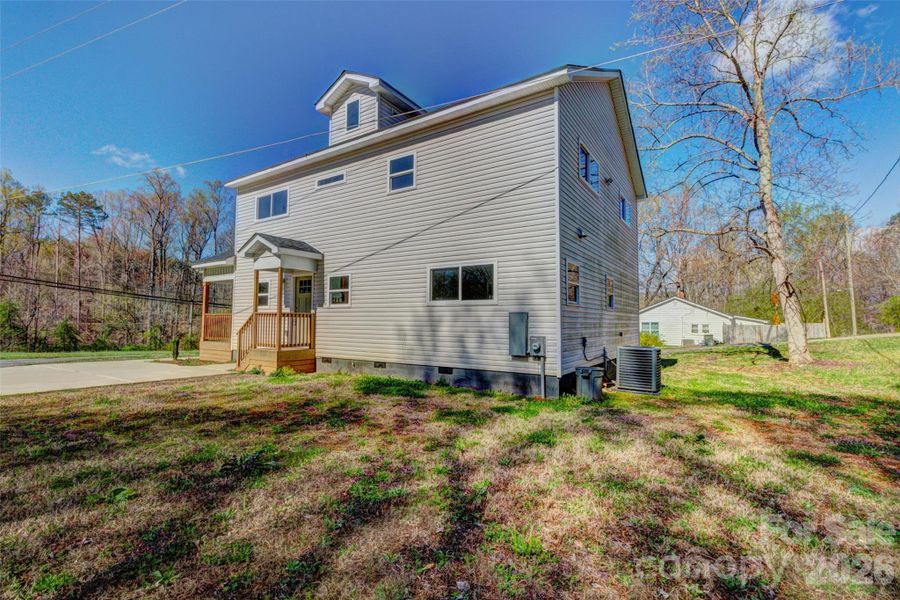 Exterior details and patio area of a home in , Cherryville (Image 4).