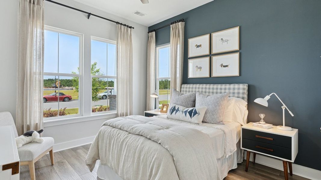 2202 Montgomery Bed2 2of2 F1