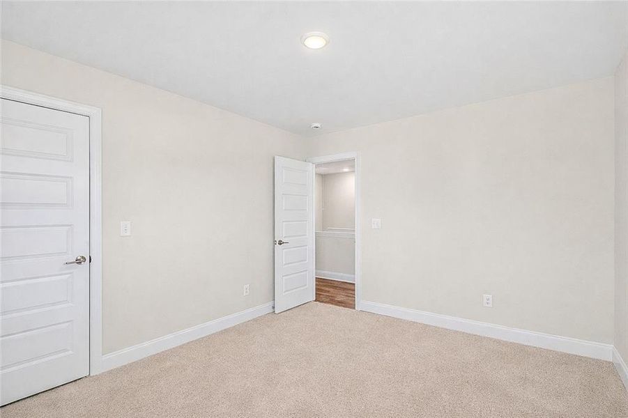 Spacious, unfurnished interior of a new home in Waters Edge, Mansfield (Image 23).