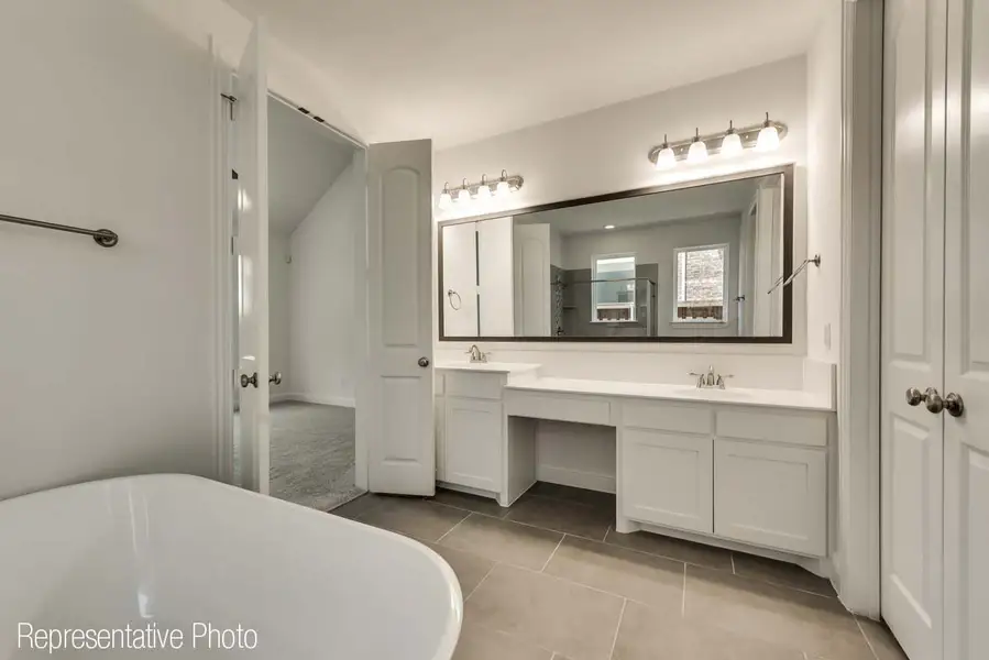 Representative furnished interior of a home built from the Charleston II by Grand Homes in Grand Oaks, Celina (Image 11).
