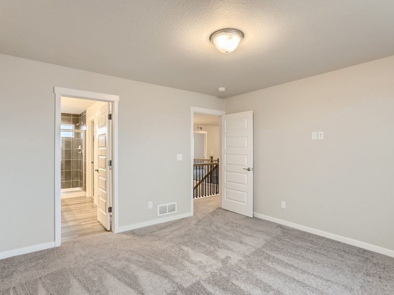 Representative unfurnished interior of a home built from the Pearl by View Homes in Lochbuie Station – Jewel Collection, Lochbuie (Image 24).