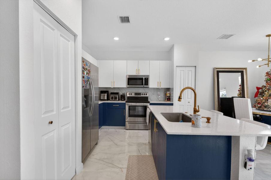 Furnished interior view inside a new home in , Coral Springs (Image 5). Furnished interior view inside a new home in , Coral Springs (Image 5).