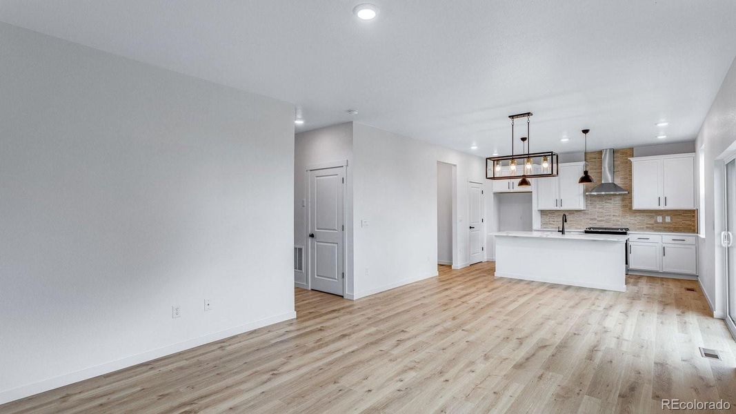 Spacious, unfurnished interior of a new home in Hansen Farm, Fort Collins (Image 17). Spacious, unfurnished interior of a new home in Hansen Farm, Fort Collins (Image 17).