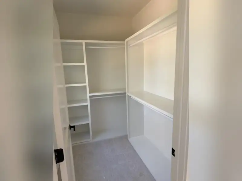 Spacious, unfurnished interior of a new home in , Hoschton (Image 23).