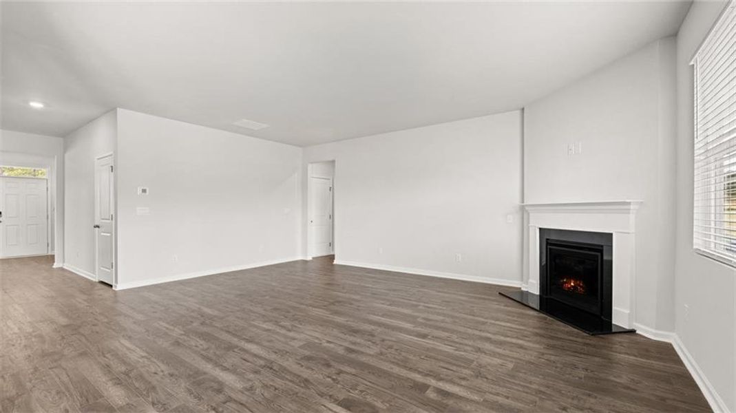 Spacious, unfurnished interior of a new home in Jackson Landing, Jefferson (Image 40).