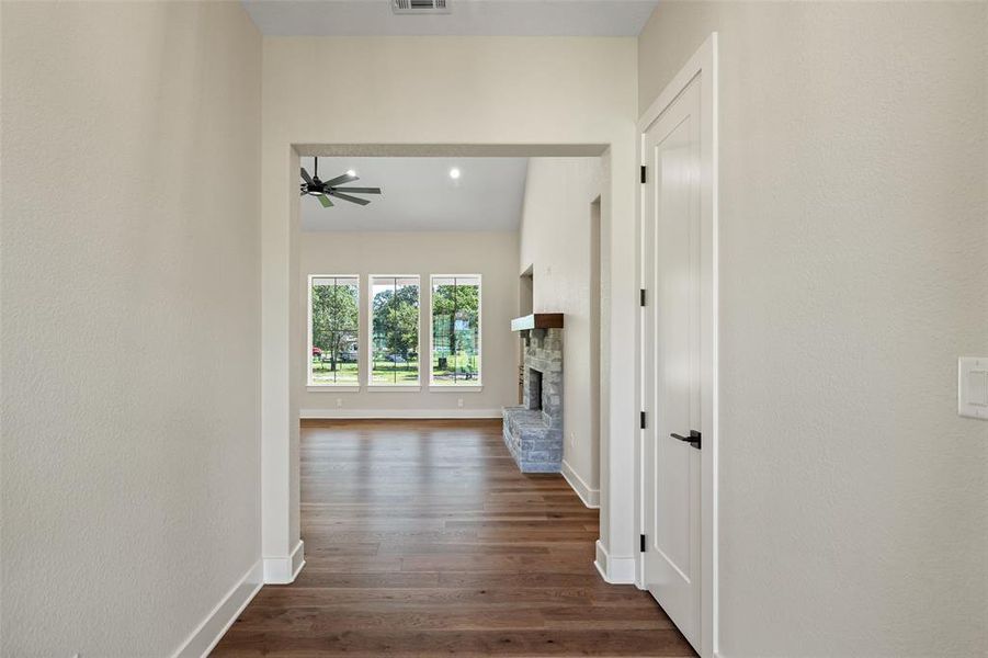 Spacious, unfurnished interior of a new home in , Tolar (Image 23). Spacious, unfurnished interior of a new home in , Tolar (Image 23).