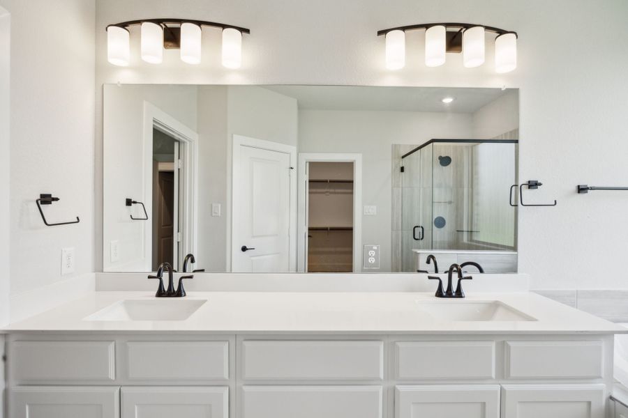 Representative furnished interior of a home built from the Emerson by Centre Living Homes in Ellis Ranch Estates, Waxahachie (Image 13). Representative furnished interior of a home built from the Emerson by Centre Living Homes in Ellis Ranch Estates, Waxahachie (Image 13).
