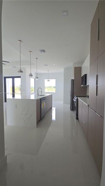 Image 50 of a home in .