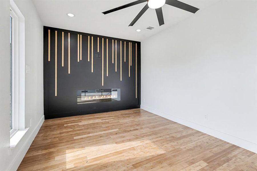 Spacious, unfurnished interior of a new home in , Dallas (Image 27). Spacious, unfurnished interior of a new home in , Dallas (Image 27).