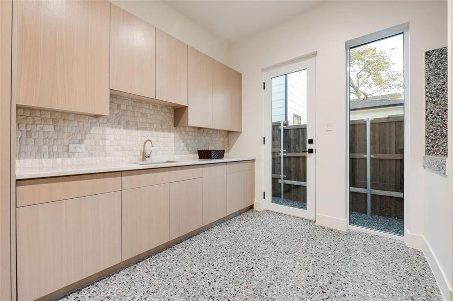 Furnished interior view inside a new home in , Dallas (Image 18).