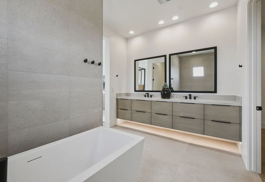 Primary Bath - 25 of 27