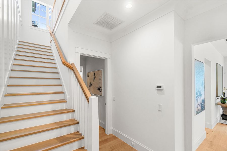 Spacious, unfurnished interior of a new home in , Delray Beach (Image 23). Spacious, unfurnished interior of a new home in , Delray Beach (Image 23).