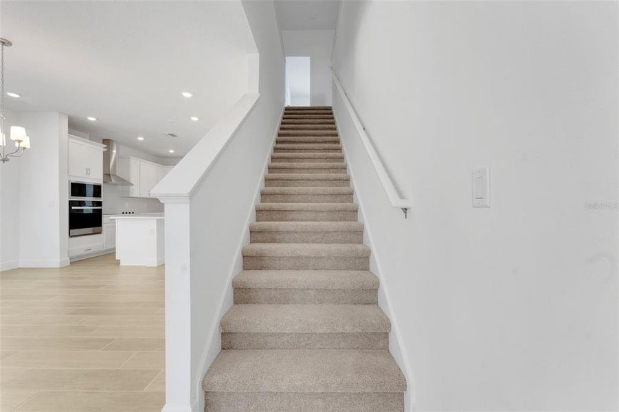 Spacious, unfurnished interior of a new home in Crossroads at Kelly Park, Apopka (Image 37).