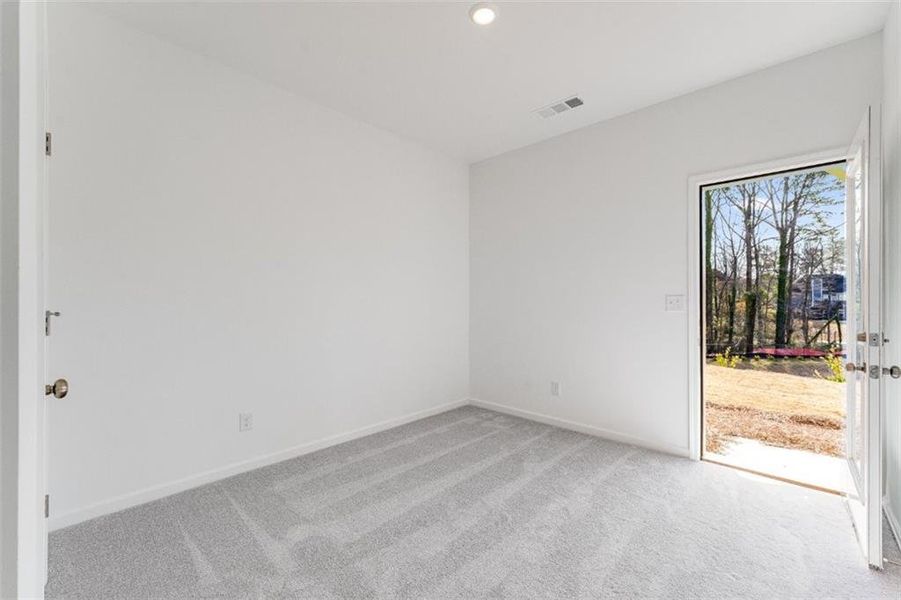 Spacious, unfurnished interior of a new home in Somerset at Veterans Memorial, Mableton (Image 27).