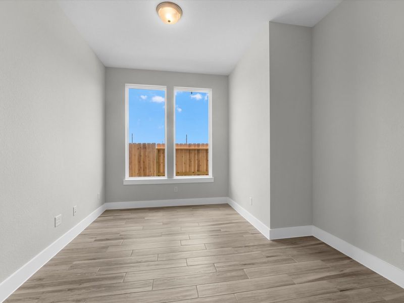 Spacious, unfurnished interior of a new home in Pecan Ridge, Fulshear (Image 15).