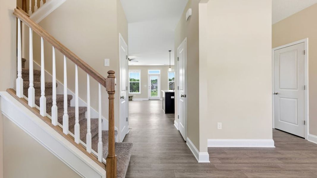 Spacious, unfurnished interior of a new home in Palmetto Valley, Anderson (Image 15). Spacious, unfurnished interior of a new home in Palmetto Valley, Anderson (Image 15).