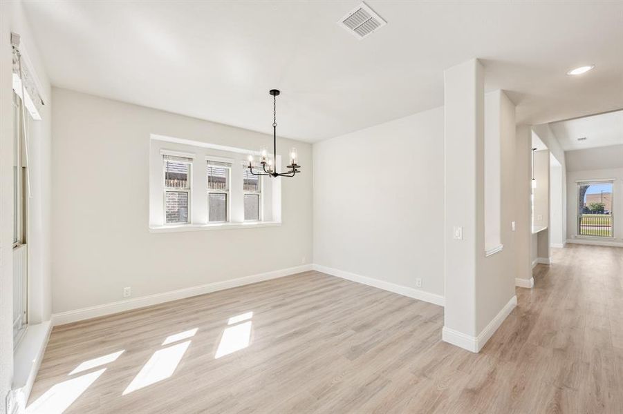 Spacious, unfurnished interior of a new home in Ridge Ranch Classic 60, Mesquite (Image 14).