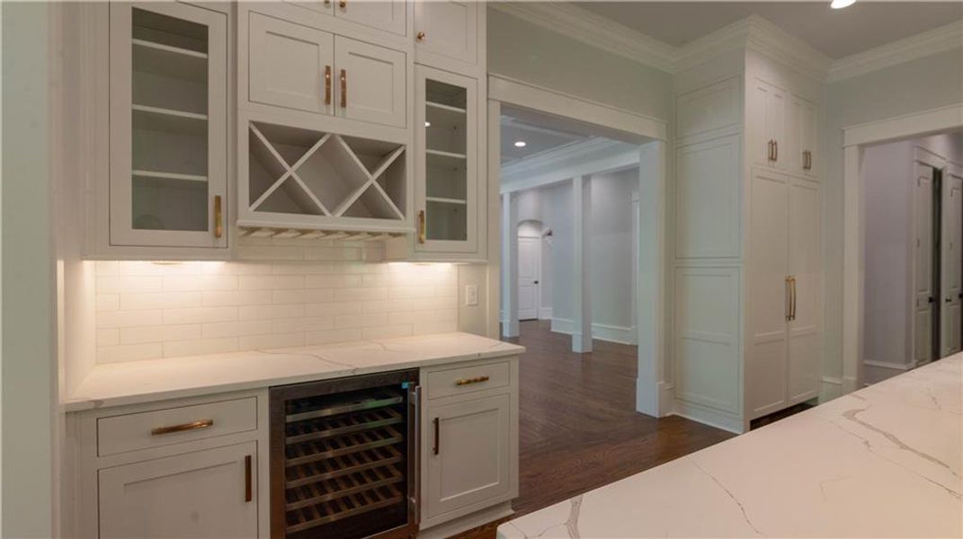 Furnished interior view inside a new home in , Roswell (Image 33).