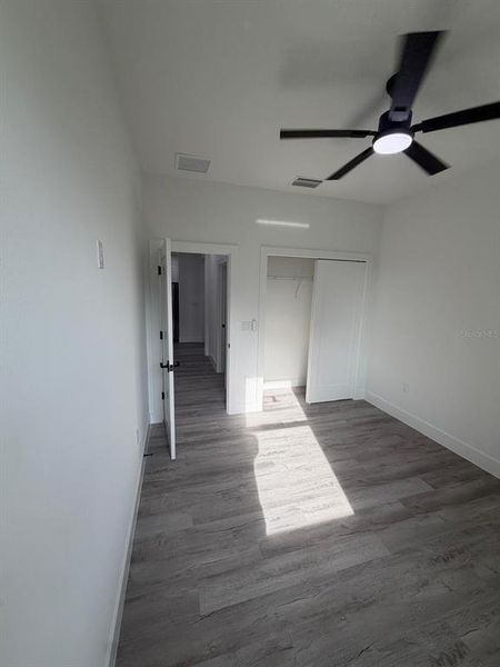 Spacious, unfurnished interior of a new home in , Summerfield (Image 38).