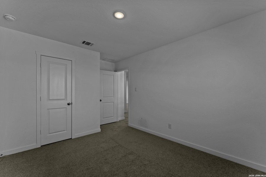 Spacious, unfurnished interior of a new home in Waterwheel, San Antonio (Image 20).