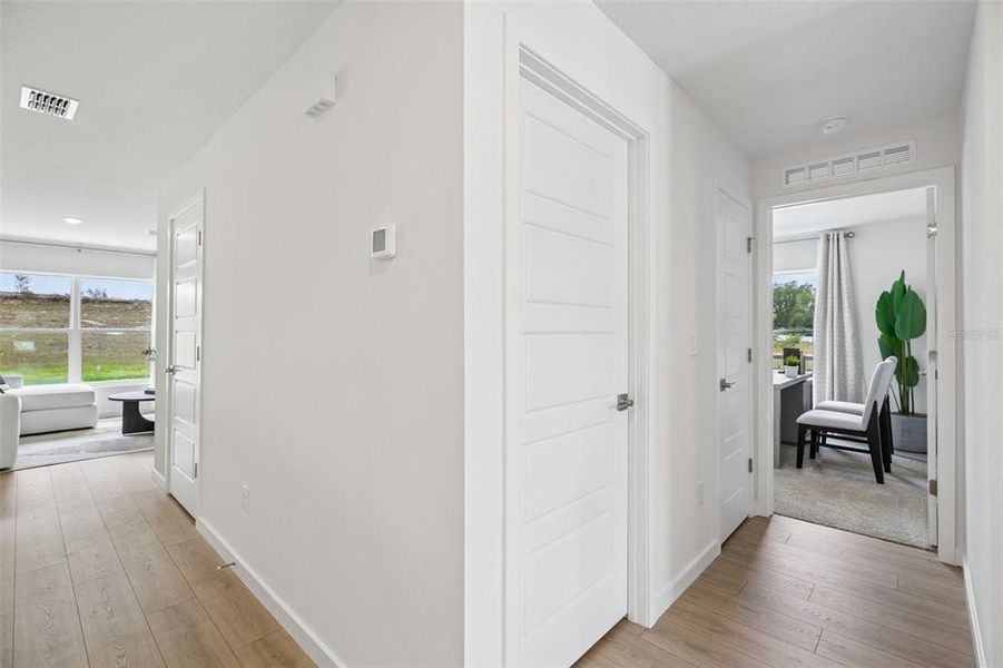 Spacious, unfurnished interior of a new home in Boulevard Oaks, Lady Lake (Image 17).