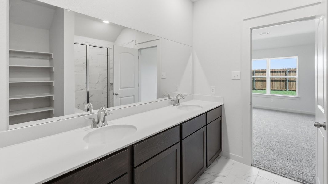 Furnished interior view inside a new home in Morningside, Farmersville (Image 36).