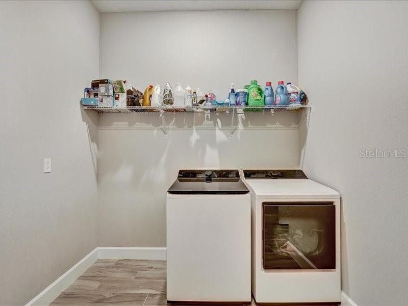 Close-up of interior finishes inside a home in , Bradenton (Image 22). Close-up of interior finishes inside a home in , Bradenton (Image 22).