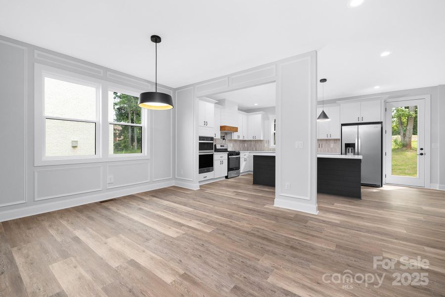 Image 29 of a home in .