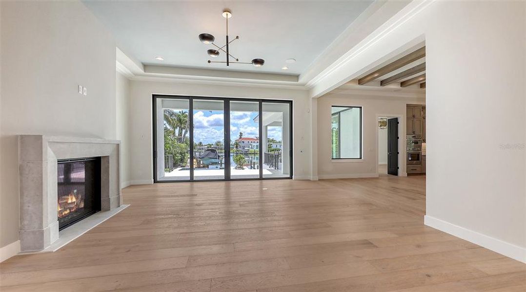 Spacious, unfurnished interior of a new home in , Longboat Key (Image 23).