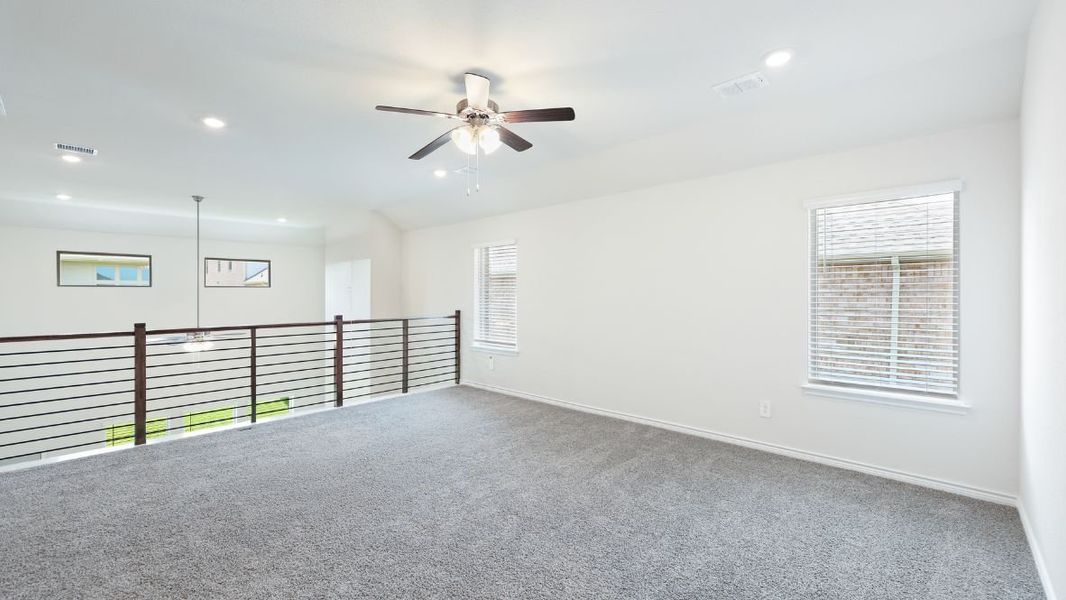 Spacious, unfurnished interior of a new home in Augusta Square, Fort Worth (Image 18).