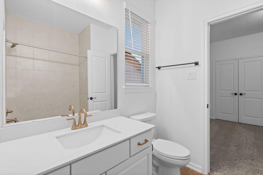 Furnished interior view inside a new home in Woodforest, Montgomery (Image 8). Furnished interior view inside a new home in Woodforest, Montgomery (Image 8).