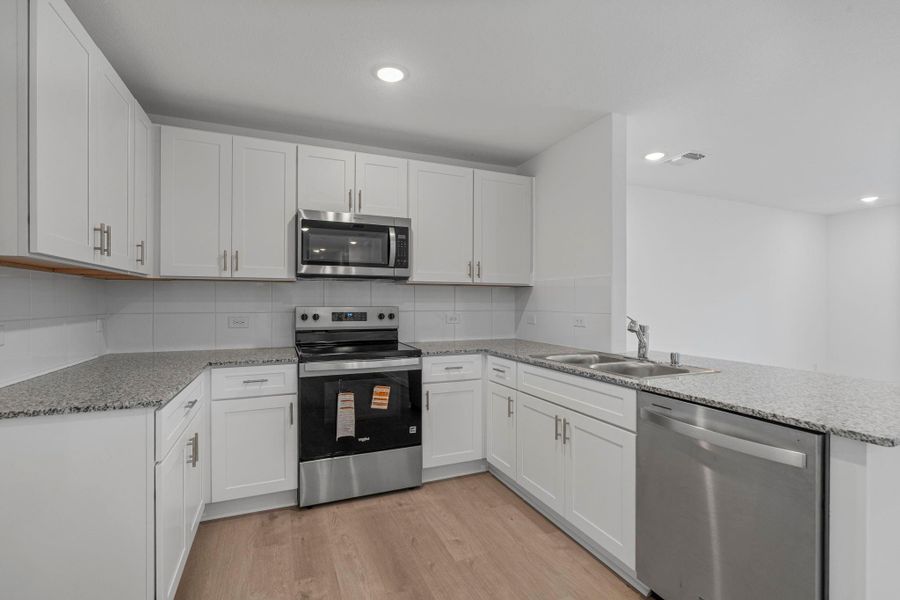 MODEL HOME images may NOT be consistent with the finished product.