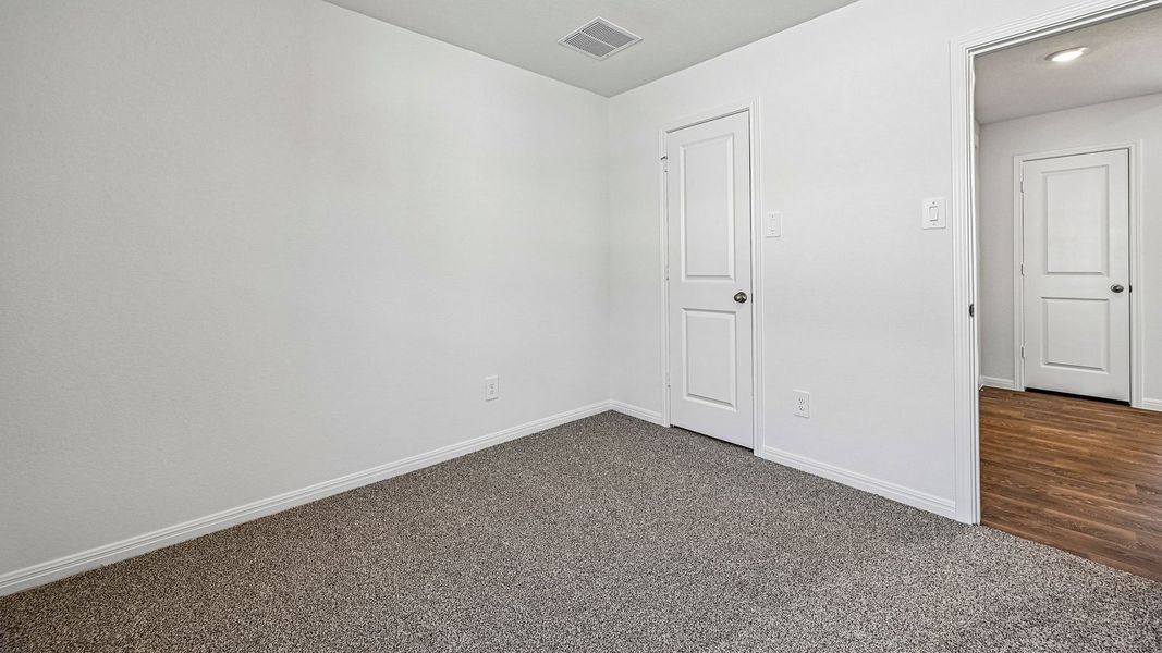 Spacious, unfurnished interior of a new home in Southgrove, Kyle (Image 36).