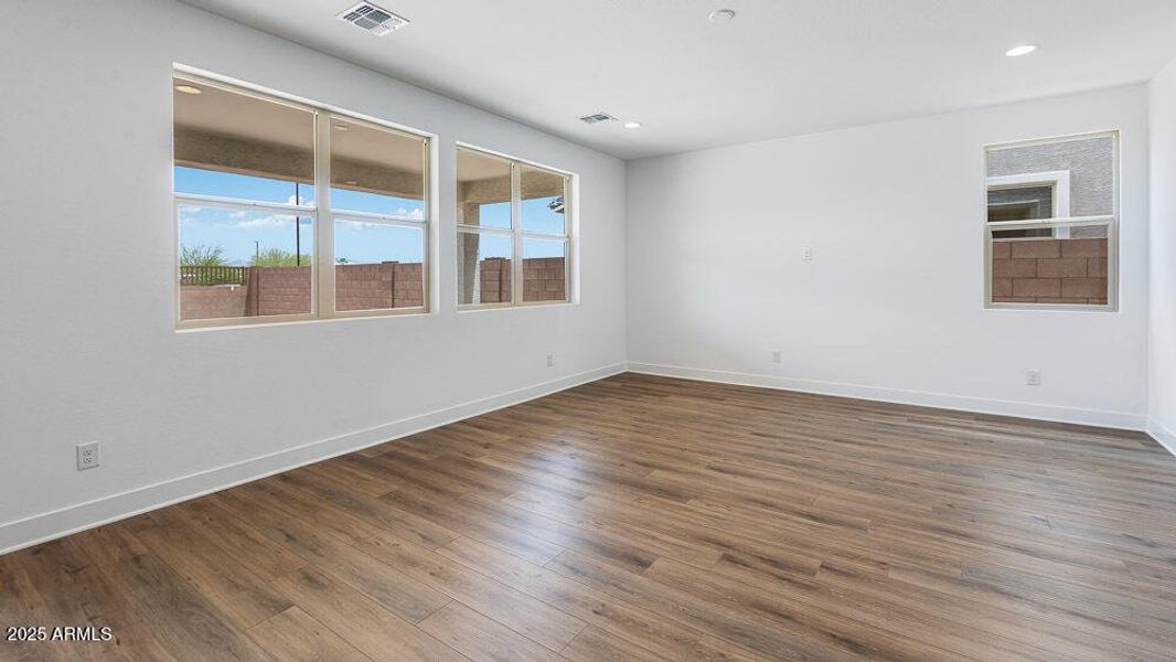 hj-az-phoenix-combs-ranch-discovery-sien hj-az-phoenix-combs-ranch-discovery-sien