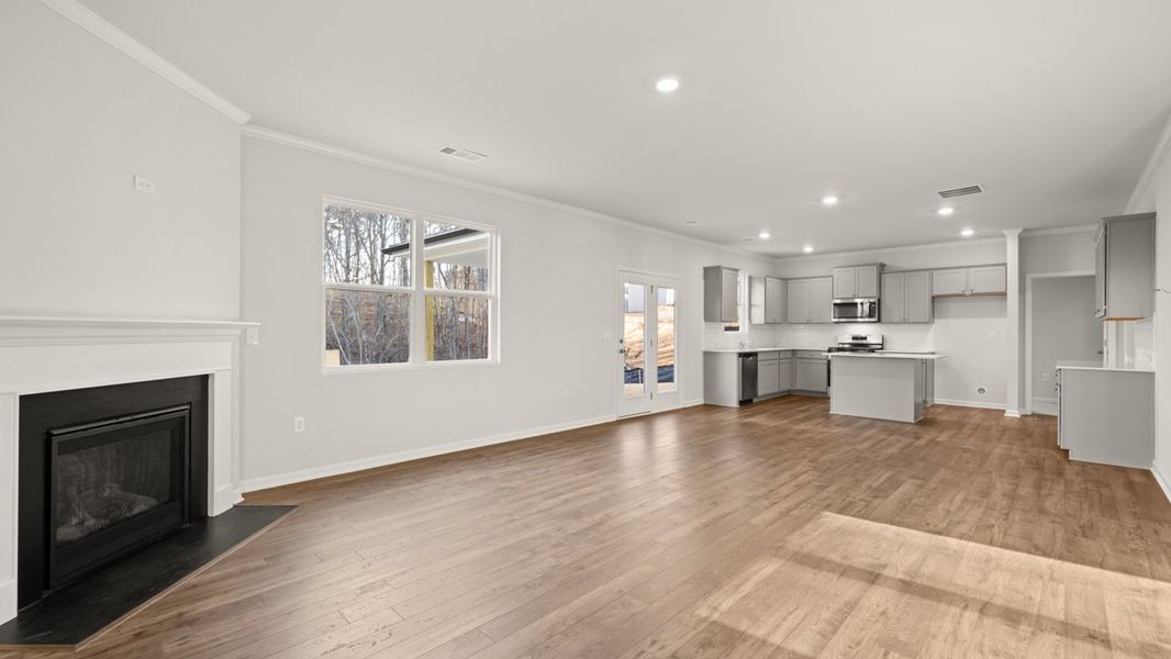 Spacious, unfurnished interior of a new home in Liberty Crossing, Braselton (Image 18).