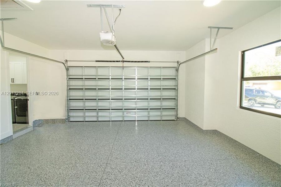 Spacious, unfurnished interior of a new home in , Lehigh Acres (Image 34).