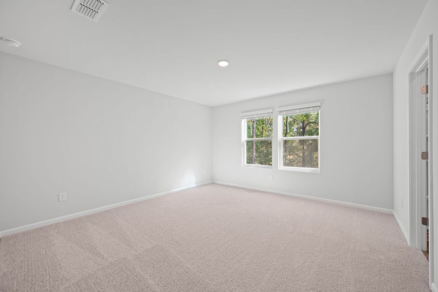 Spacious, unfurnished interior of a new home in Grand Arbor, Blythewood (Image 11). Spacious, unfurnished interior of a new home in Grand Arbor, Blythewood (Image 11).