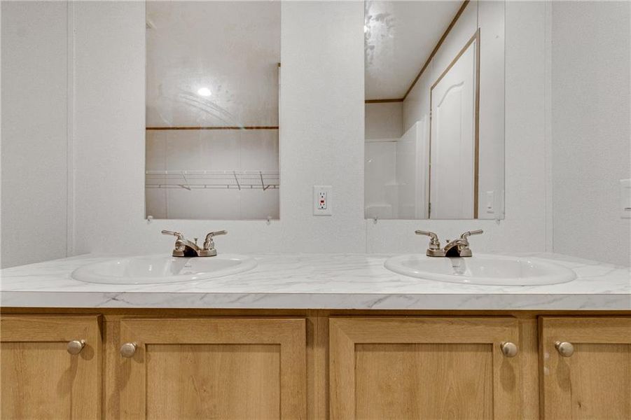 Close-up of interior finishes inside a home in , Villa Rica (Image 8).