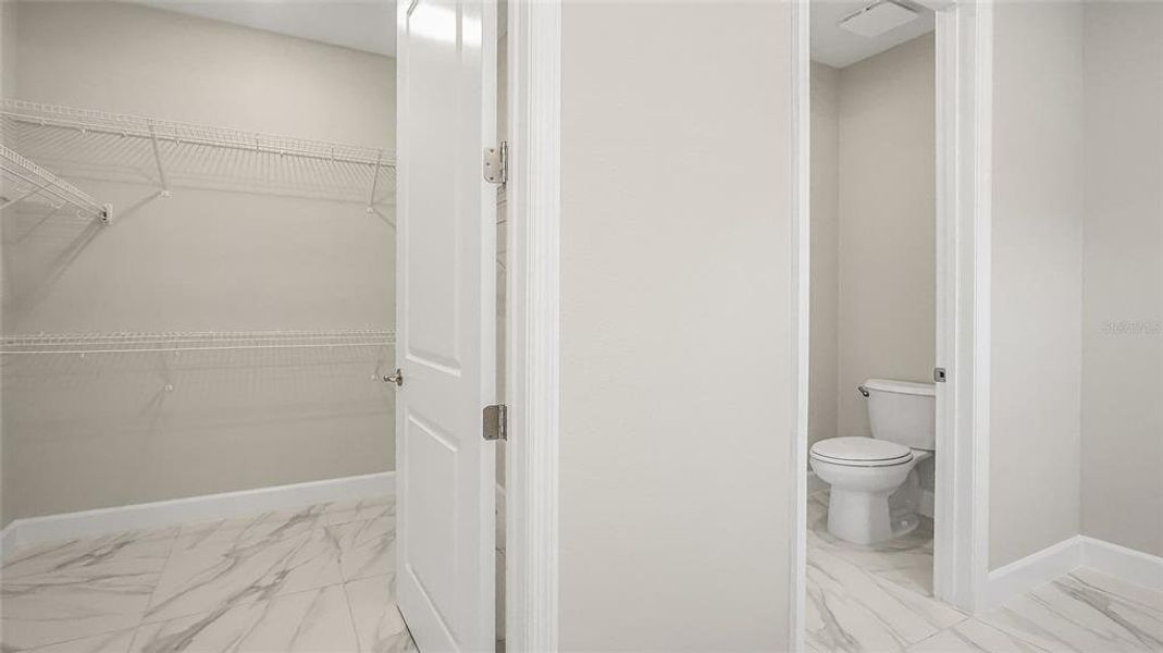 Spacious, unfurnished interior of a new home in Cresswind at Hammock Oaks, Lady Lake (Image 27).