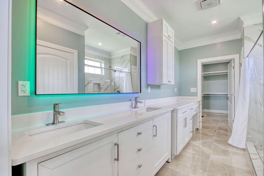 Furnished interior view inside a new home in , Georgetown (Image 14).