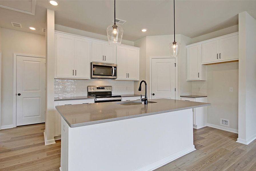 Furnished interior view inside a new home in , Ravenel (Image 4).